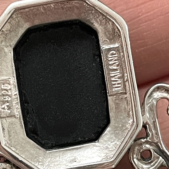 Cheetah Pendant Necklace - Picture 3 of 5